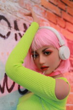 Indulge in Passion with Large Breasts: 155cm Young-Looking Blonde & American Anime Dolls! - Image 4