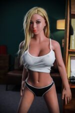 Unleash Ultimate Bliss: 148cm Cute Anime Sex Doll with Skinny Curves & Massive Large Breasts!